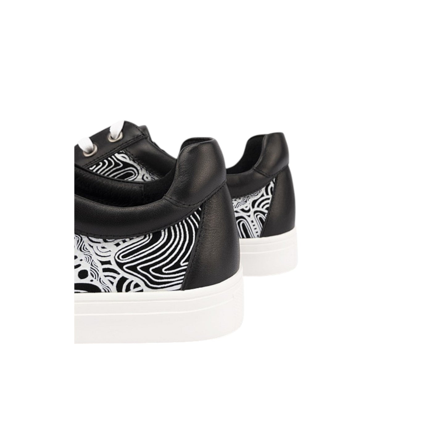 Women’s Wide-Fit Leather Sneakers with Side Zip and Arch Support Removable Insole
